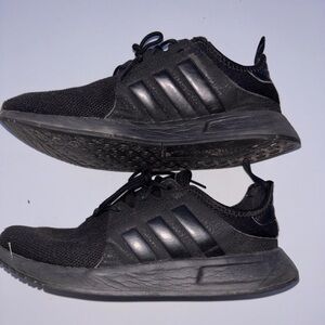 Adidas Black Sneakers with Mesh Upper and Cushioned Midsole